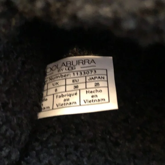 Koolaburra Black Women's Slippers - Picture 3 of 4